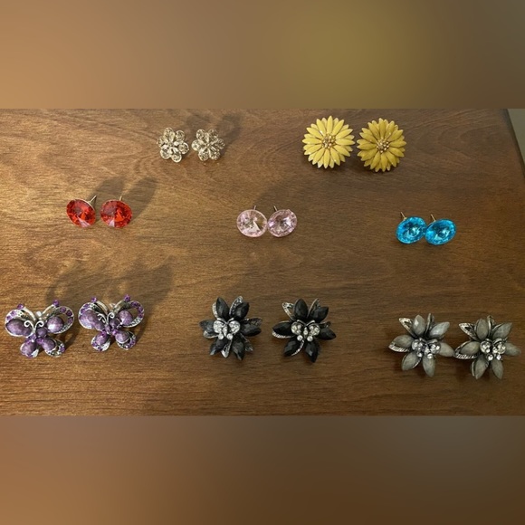 8-Pack Assorted Earrings - Picture 1 of 1